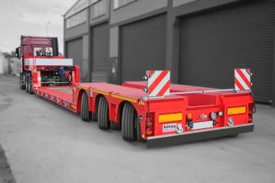 lowloader-semi-trailer-04-978408800.jpg